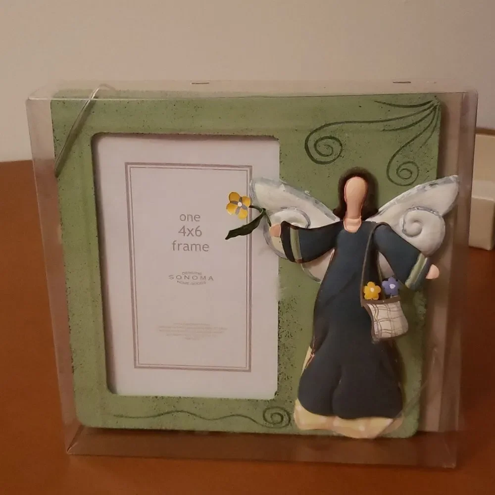 NIB Kohl's Sonoma Home Goods Angel Picture Frame 4